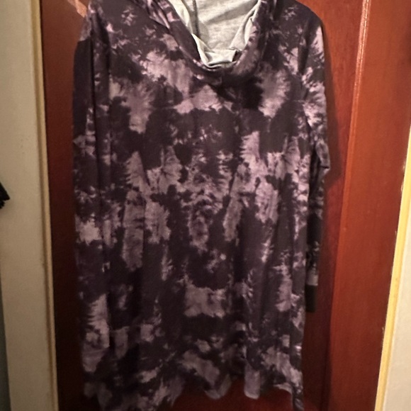 Tie dye zip up jacket. Never worn. - Picture 2 of 3